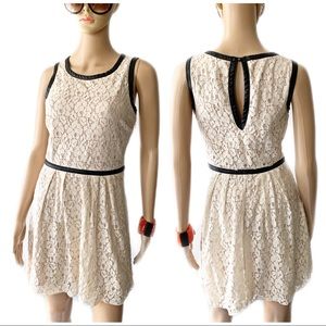 Speechless Tan Floral Lace Dress Size 9